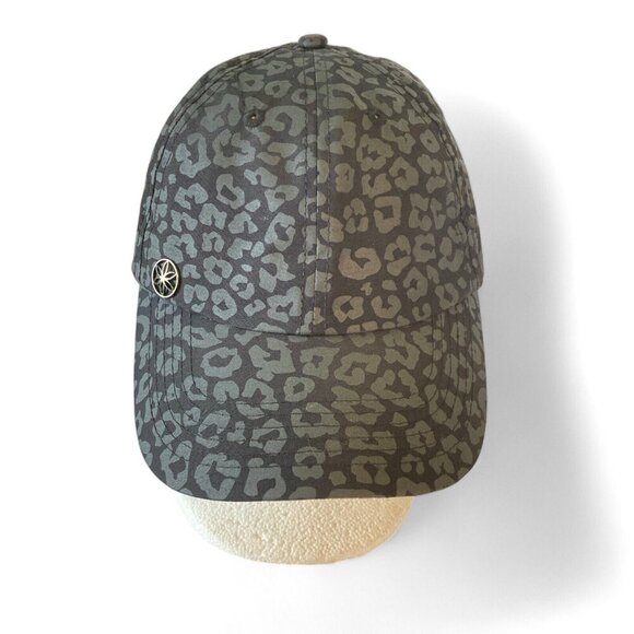 Gaiam Baseball Cap Hat, One Size, Leopard Animal‎ Print Adjustable Back-Strap - Picture 1 of 4